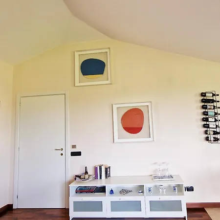 Apartament Claves'anna Carrù